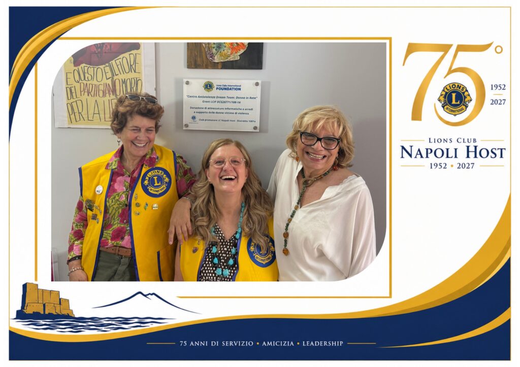 𝐈𝐥 𝐋𝐢𝐨𝐧𝐬 𝐂𝐥𝐮𝐛 𝐍𝐚𝐩𝐨𝐥𝐢 𝐇𝐨𝐬𝐭 𝐫𝐚𝐟𝐟𝐨𝐫𝐳𝐚 𝐢𝐥 𝐩𝐫𝐨𝐩𝐫𝐢𝐨 𝐢𝐦𝐩𝐞𝐠𝐧𝐨 𝐚 𝐬𝐨𝐬𝐭𝐞𝐠𝐧𝐨 𝐝𝐞𝐥𝐥𝐞 𝐝𝐨𝐧𝐧𝐞 𝐯𝐢𝐭𝐭𝐢𝐦𝐞 𝐝𝐢 𝐯𝐢𝐨𝐥𝐞𝐧𝐳𝐚 – Video